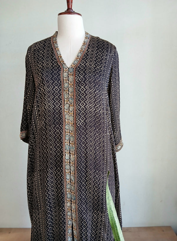 Zubaida set