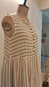 CELESTE DRESS IN BROWN