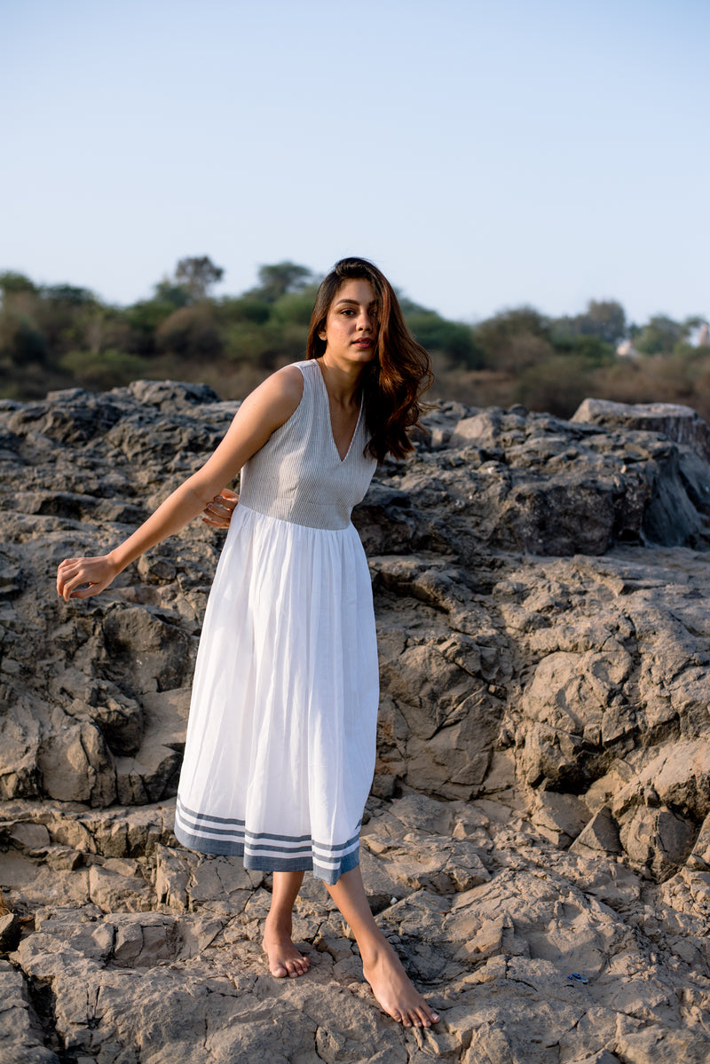 The White Sand Dress