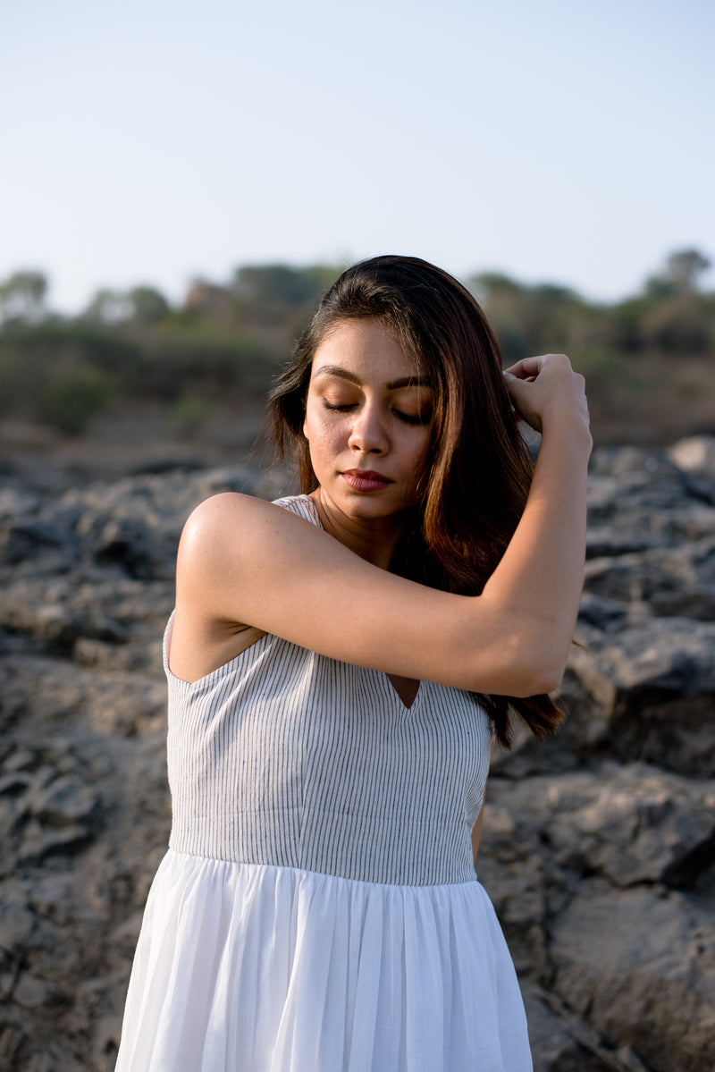 The White Sand Dress
