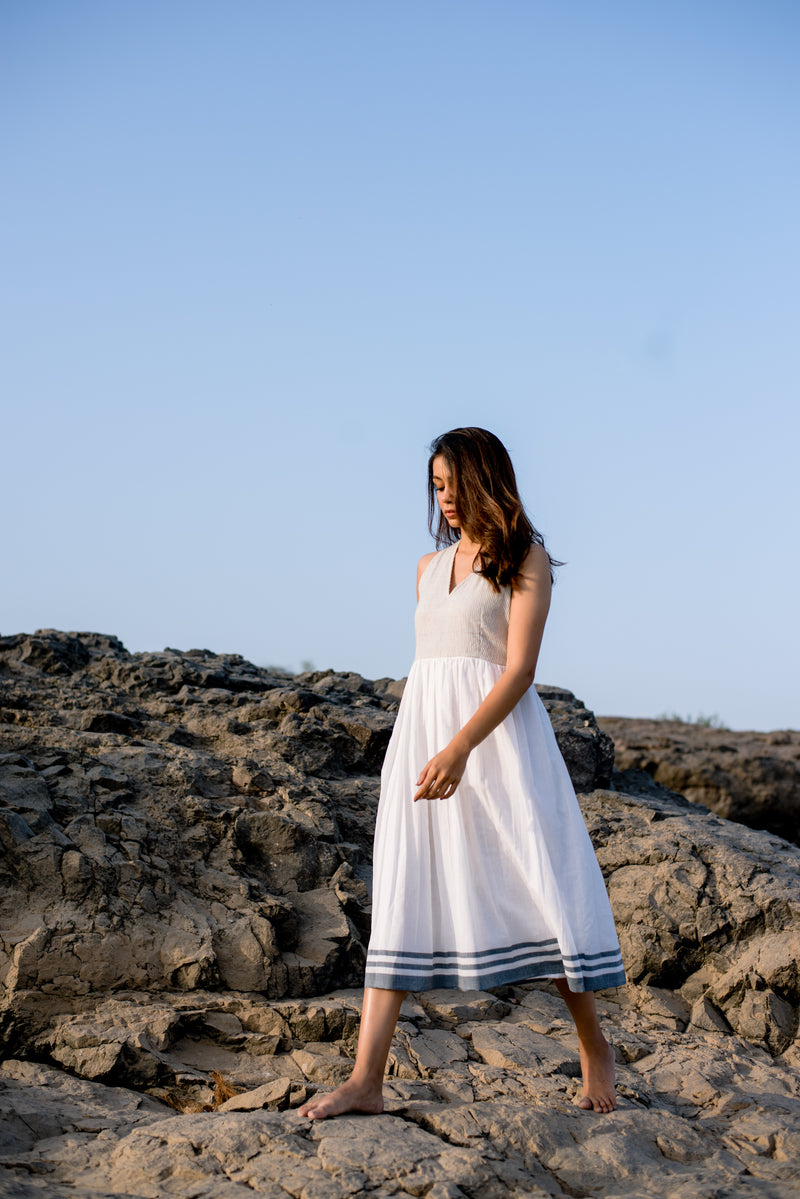 The White Sand Dress