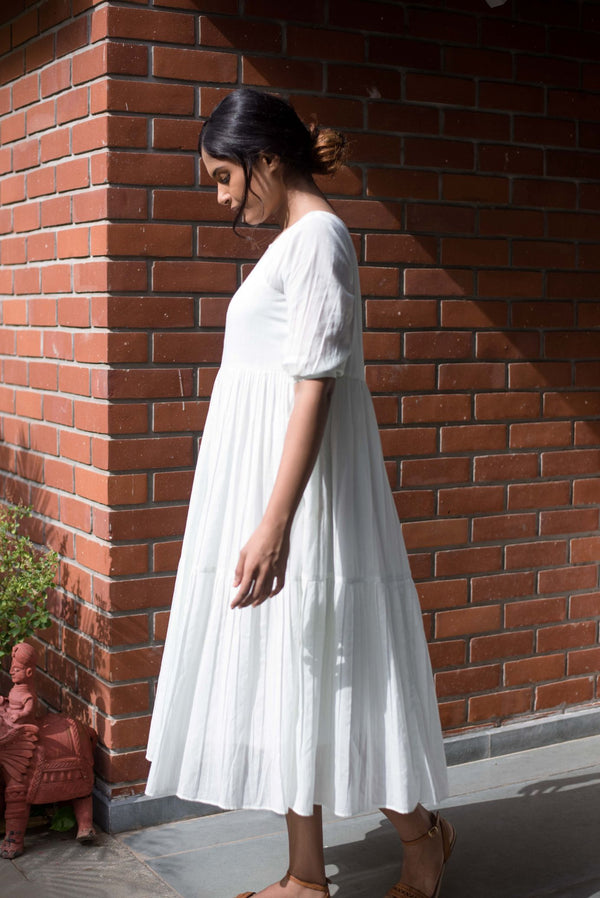 A Pinched Daisy Dress