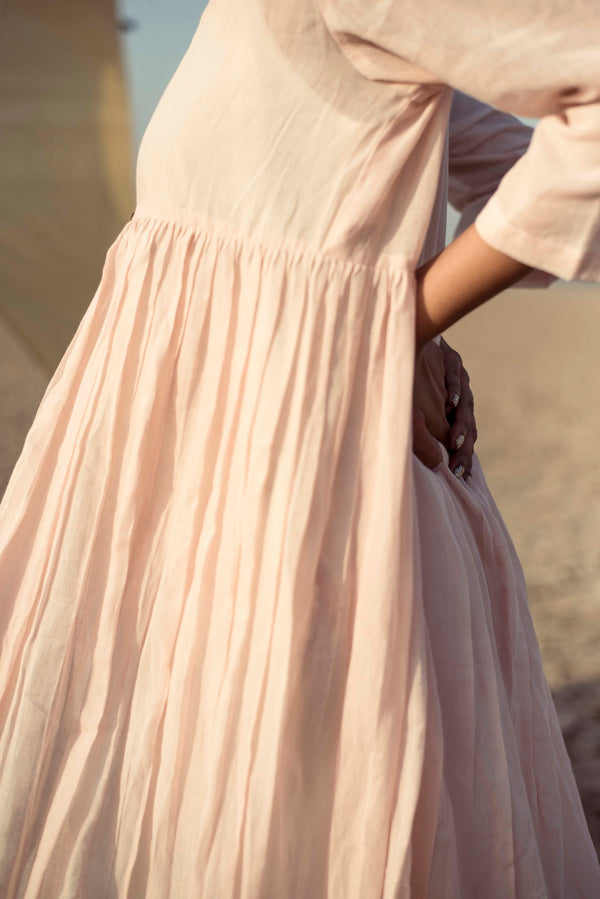 A Dusty Peach Ensemble