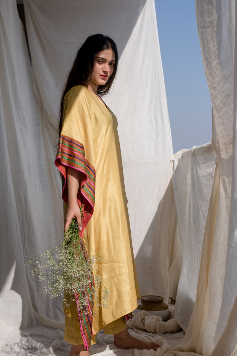 सुवर्ण Kaftan