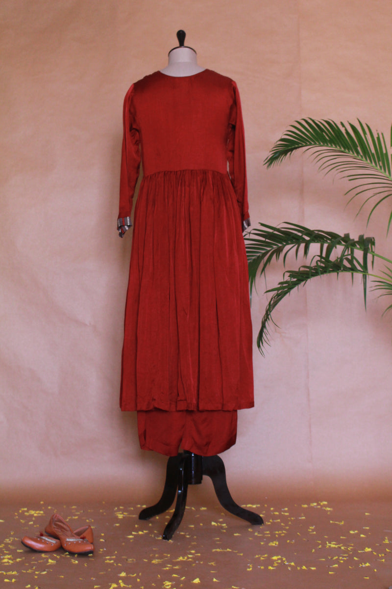 A Gaajari Set