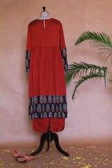 The Syaha Patra Set in Maroon-1