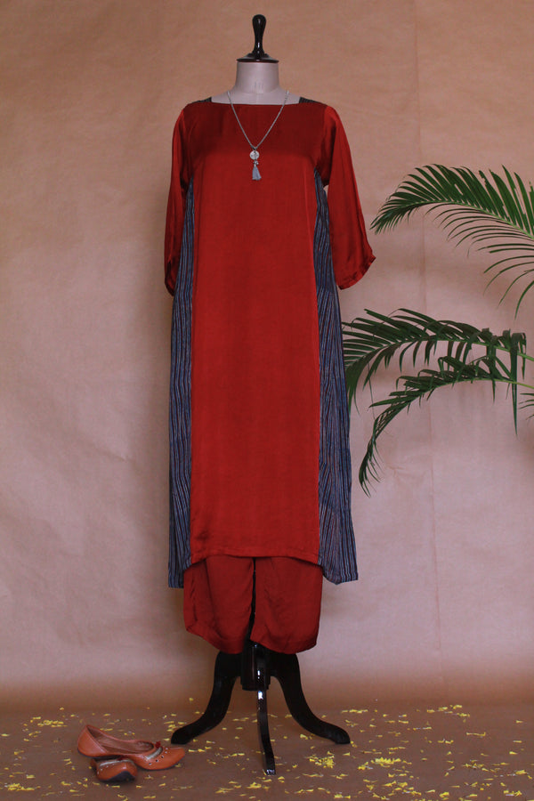 The Syaha Basanti Tunic in Maroon-2