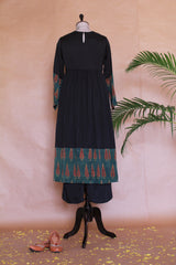 The Syaha Patra Set in Black