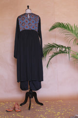 The Bela Set in Black-2