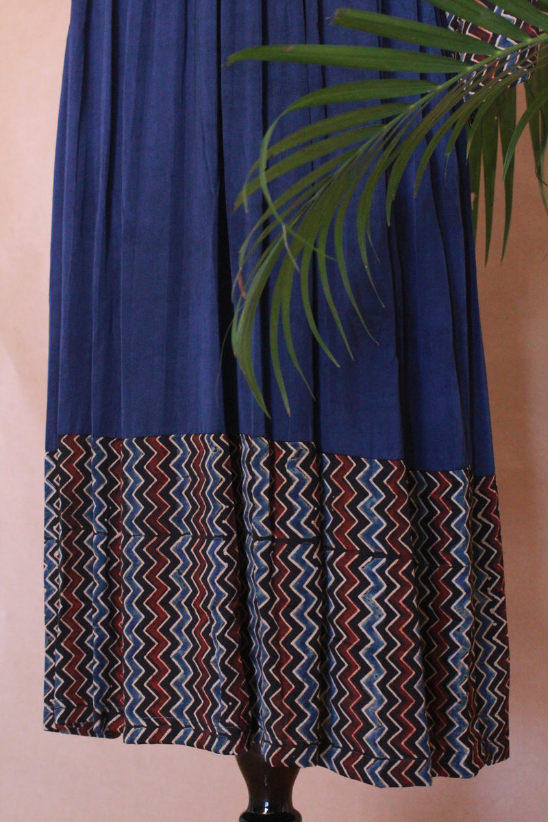 The Syaha Patra Set in Blue