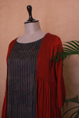 The Maanik Patra Tunic in Maroon-1